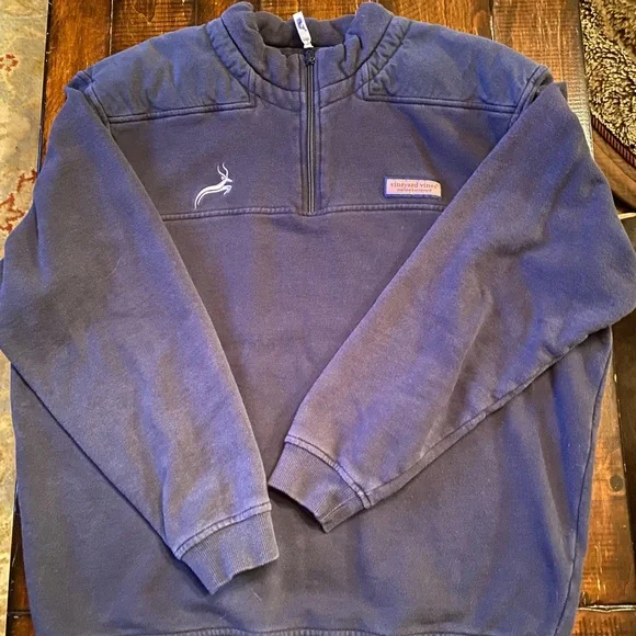 Vineyard Vines 1/4 zip - Picture 2 of 3